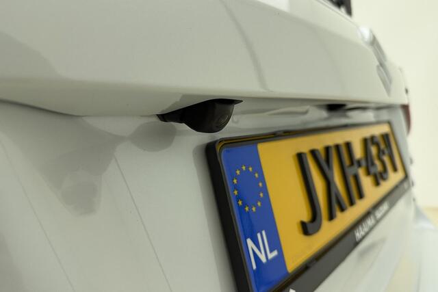 Suzuki VITARA 1.4 Boosterjet Style Smart Hybrid AllGrip Automaat | Navigatie | Panoramisch schuif/kanteldak | Keyless | Climate control | Stoelverwarming | Extra getint glas