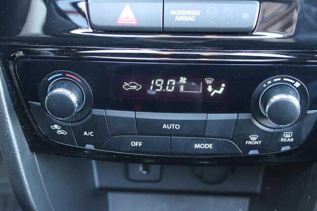 Suzuki VITARA 1.4 Boosterjet Style Smart Hybrid NL Auto/Trekhaak/Pano/TwoTone