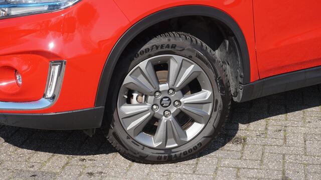 Suzuki VITARA 1.5 Hybrid Select Automaat