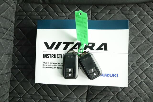 Suzuki VITARA 1.4 Boosterjet Smart Hybrid Style | Adaptive Cruise Control | Achteruitrijcamera | Parkeersensoren | Panoramadak | Stoelverwarming |