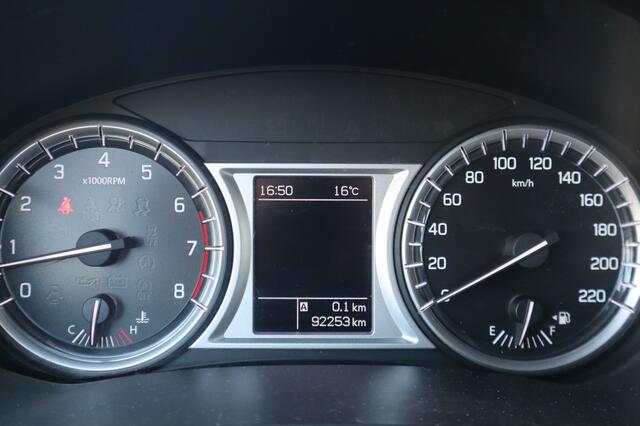 Suzuki VITARA 1.6 Exclusive Trekhaak | Carplay | AndroidAuto