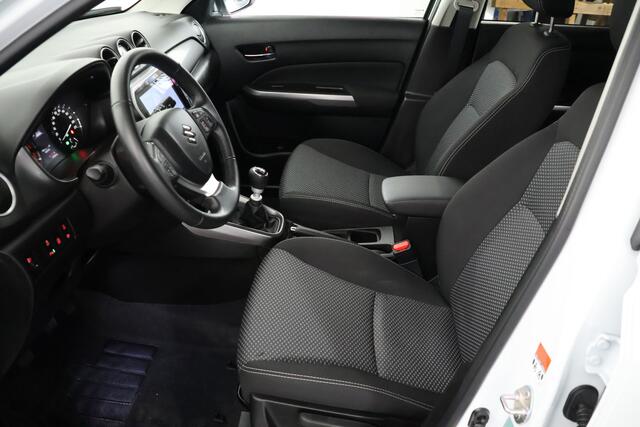 Suzuki VITARA 1.4 Boosterjet Comfort Smart Hybrid / Navi / CarPlay / ACC / Cam
