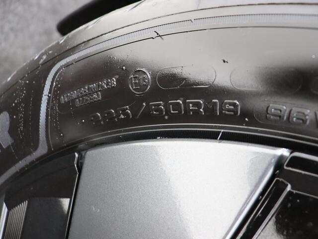 Suzuki VITARA e Style 61 kWh | 360 Camera | Infinity Surround System | Panoramadak | Intro Pack |