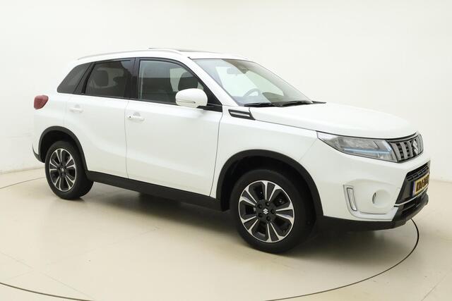 Suzuki VITARA 1.4 Boosterjet Style Smart Hybrid 129pk Automaat | Panoramadak | Navigatie | Climate Control | Cruise Control Adaptief | Camera | Stoelverwarming