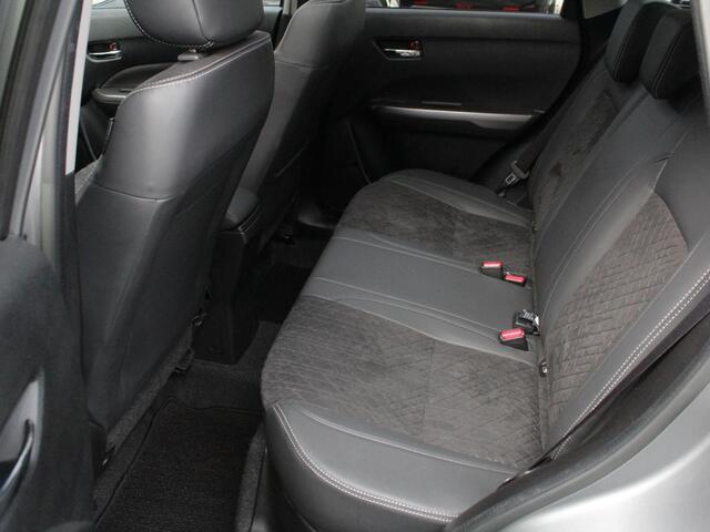 Suzuki VITARA 1.5 Hybrid Style AllGrip Automaat | Navi | Adap. Cruise | Clima | Panodak | Trekhaak