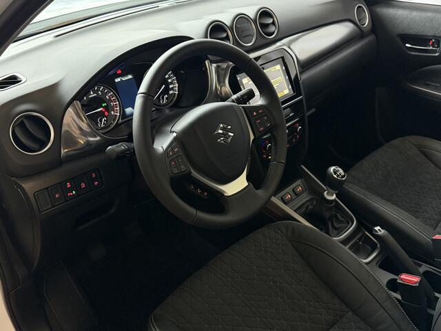 Suzuki VITARA 1.4 BOOSTERJET HYBRID STYLE PANORAMA SCHUIFDAK LEER CARPLAY NAVI CAMERA PDC STOELVERW.