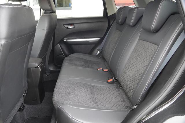 Suzuki VITARA 1.4 Boosterjet Style Smart Hybrid Trekhaak Leer alcantara