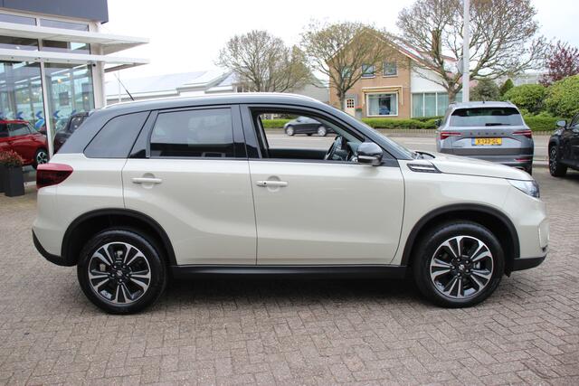 Suzuki VITARA 1.5 Style Hybrid Automaat | PDC | 10 jaar Garantie |