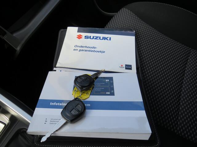 Suzuki VITARA 1.6 Exclusive Allgrip * Rijklaarprijs incl. garantie * Trekhaak * Navigatie * Camera * 4x4 * Lichtmetalen velgen *