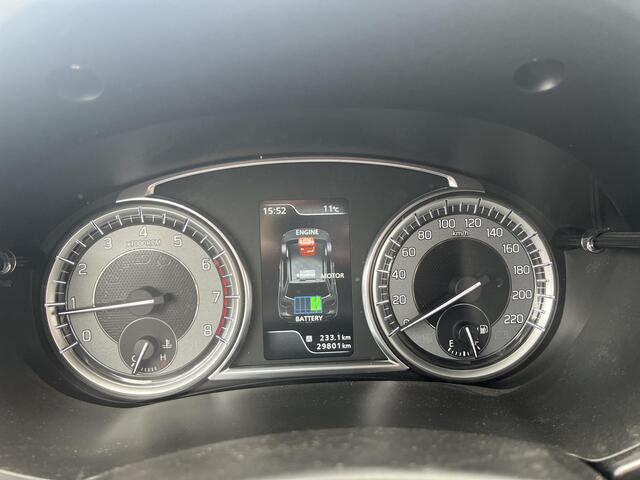 Suzuki VITARA 1.4 Boosterjet Style Smart Hybrid / Navigatie / Voorstoelen verwarmd / Trekhaak (1200 KG) / Achteruitrij camera / Cruise control adaptief