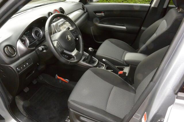 Suzuki VITARA 1.0 Select Turbo Boosterjet 5-deurs Allseason banden