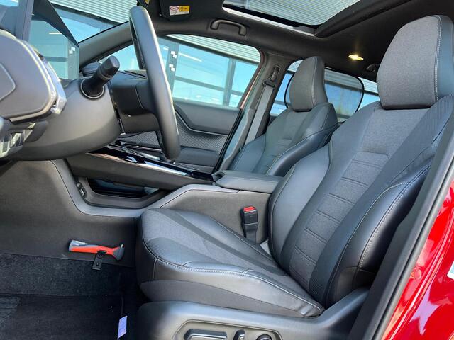 Suzuki VITARA e Style 61 kWh **STUURWIELVERWARMING/ 360 CAMERA/ PANORAMADAK**