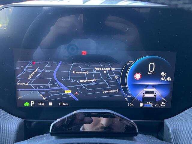 Suzuki VITARA e Style 61 kWh **STUURWIELVERWARMING/ 360 CAMERA/ PANORAMADAK**