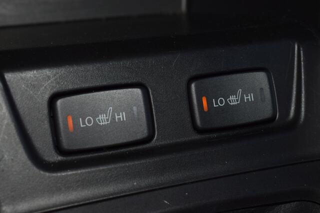 Suzuki VITARA 1.4 Boosterjet Style Smart Hybrid | Trekhaak | Camera | Sensoren | Stoelverwarming | Tot 10Jr. Suzuki-Garantie