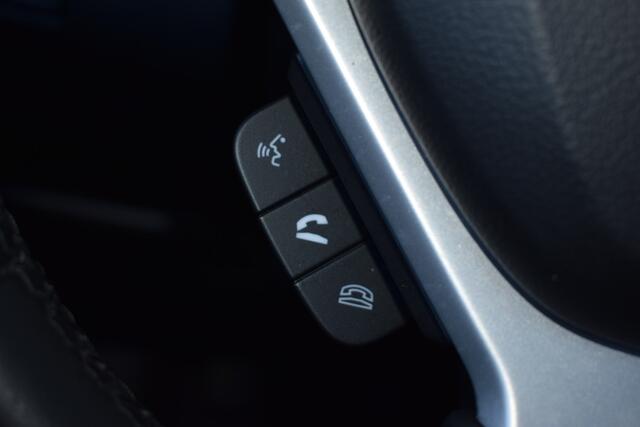 Suzuki VITARA 1.4 Boosterjet Style Smart Hybrid | Trekhaak | Camera | Sensoren | Stoelverwarming | Tot 10Jr. Suzuki-Garantie