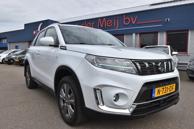Suzuki VITARA 1.4 Boosterjet Select Smart Hybrid AllGrip , TREKHAAK , A UITRIJ CAM , CLIMATR , NAVI , CR CONTR , LMV 17 ,