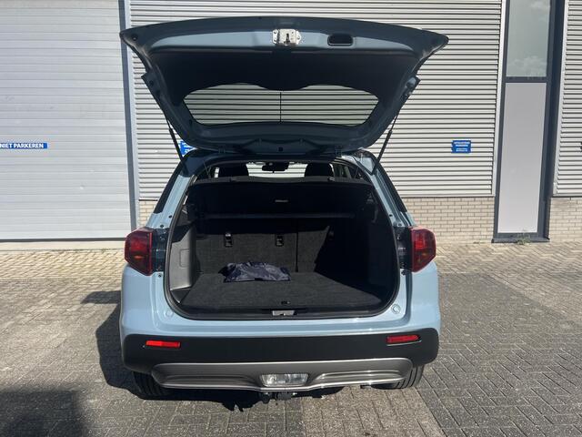 Suzuki VITARA 1.4 Boosterjet Select Smart Hybrid | Trekhaak | Apple Carplay & Android Auto | Climate Control | 17" LM Velgen | Cruise Control