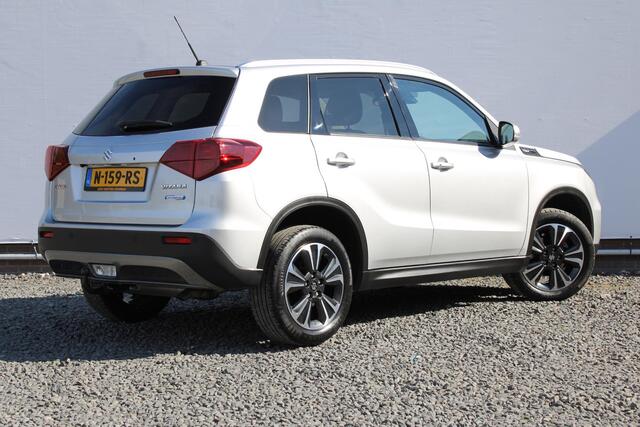 Suzuki VITARA 1.4 Boosterjet Style Smart Hybrid Automaat, Trekhaak, Stijl Uitvoering