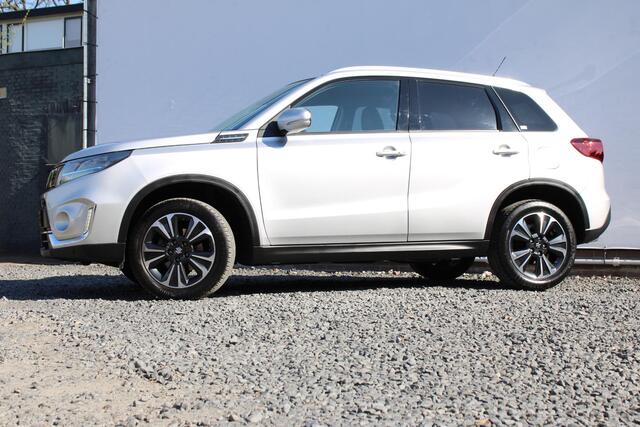 Suzuki VITARA 1.4 Boosterjet Style Smart Hybrid Automaat, Trekhaak, Stijl Uitvoering