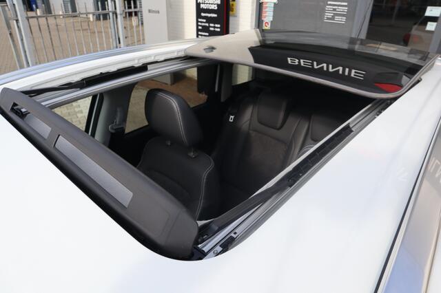 Suzuki VITARA 1.5 Hybrid Style Automaat | Panorama dak | Nieuw model!