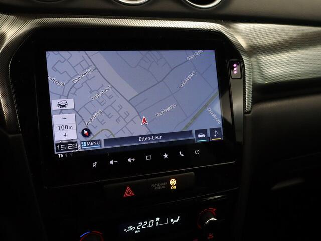 Suzuki VITARA 1.4 Boosterjet Style Smart Hybrid - ORIGINEEL NEDERLANDSE AUTO - AFKOMSTIG VAN 1E EIGENAAR - PARKEERSENSOREN VOOR/ ACHTER - FACELIFT MODEL - NAVIGATIE - CLIMATE CONTROL - DEELS LEDEREN BEKLEDING - DAKRAILS - DODEHOEK DETECTIE - APPLE CARPLAY/ ANDROID AUTO