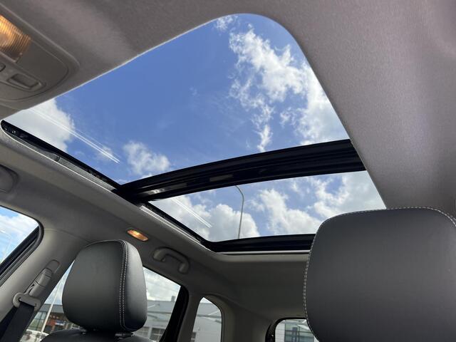 Suzuki VITARA 1.0 Boosterjet Stijl Automaat | All Season Banden | Apple Carplay & Android Auto | Elek. Schuif/Kantel Dak | Adaptieve Cruise Control