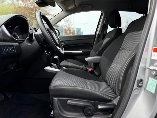 Suzuki VITARA 1.5 SELECT HYBRID A/T CARPLAY CAMERA ADD. CRUISE TWO TONE