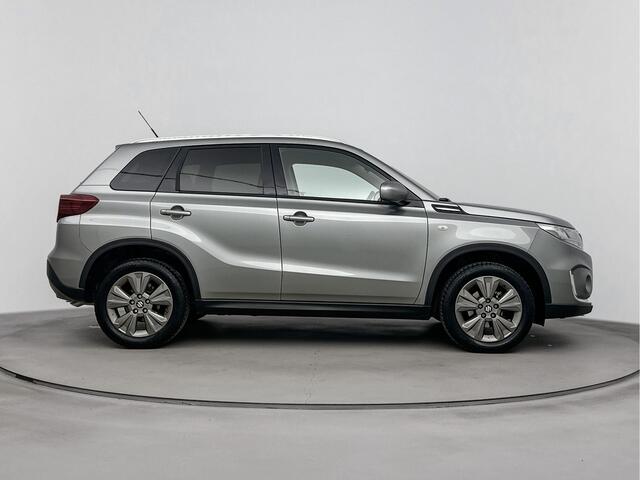 Suzuki VITARA 1.4 Boosterjet Select Smart Hybrid AllGrip | 1200kg Trekgewicht | LED | Apple Carplay/Android Auto | Stoelverwarming | Lichtmetalen Velgen | Metaallak | gelost