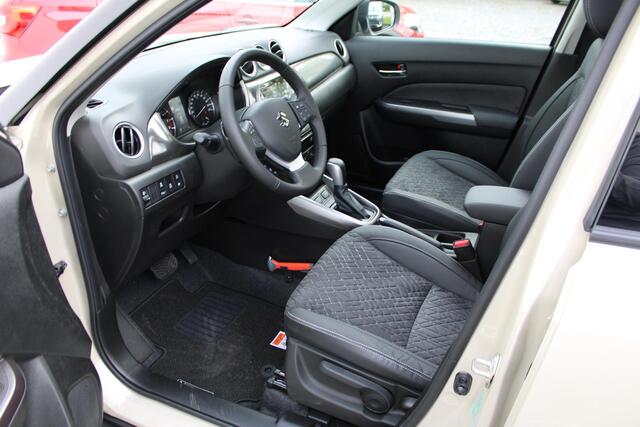 Suzuki VITARA 1.4 Boosterjet Smart Hybrid Style Automaat, Panoramadak, DEMOVOORDEEL!