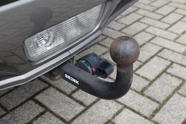 Suzuki VITARA 1.4 Boosterjet Select Smart Hybrid AllGrip | Automaat | Trekhaak | Schuif/ Kanteldak | Stoelverwarming | Tot 10Jr. Suzuki-Garantie |