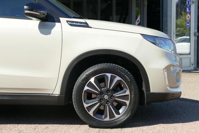 Suzuki VITARA 1.4 Boosterjet Style Smart Hybrid AllGripp | TREKHAAK 1500 KG TREKGEWICHT| RIJKLAARPRIJS | 4x4 | SCHUIFKANTELDAK