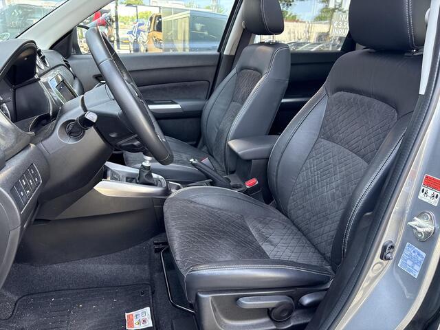 Suzuki VITARA 1.4 Boosterjet Style Smart Hybrid **PANORMADAK/ TREKHAAK/ DODEHOIEK DETECTIE**