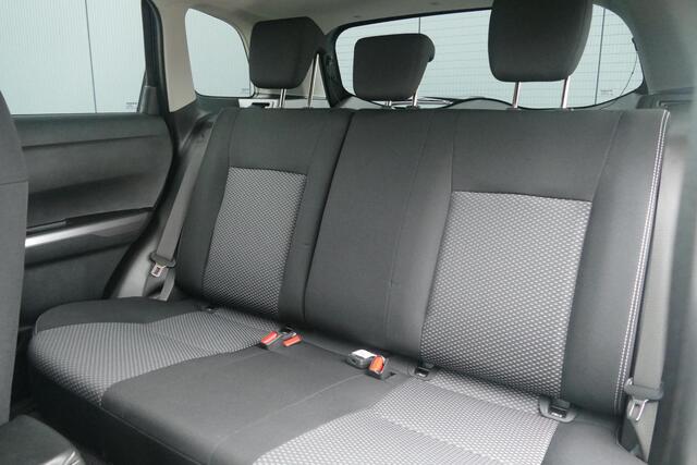 Suzuki VITARA 1.4 Boosterjet Select Smart Hybrid | Navi | Camera | Carplay | Rijklaarprijs!