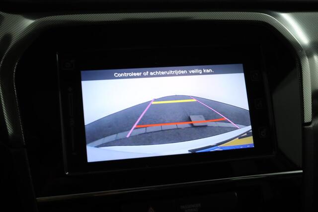 Suzuki VITARA 1.4 Boosterjet Style Smart Hybrid | Climate control | Cruise control adaptive | Navigatie | Camera | Parkeersensoren | Apple carplay, Android auto | Stoelverwarming |