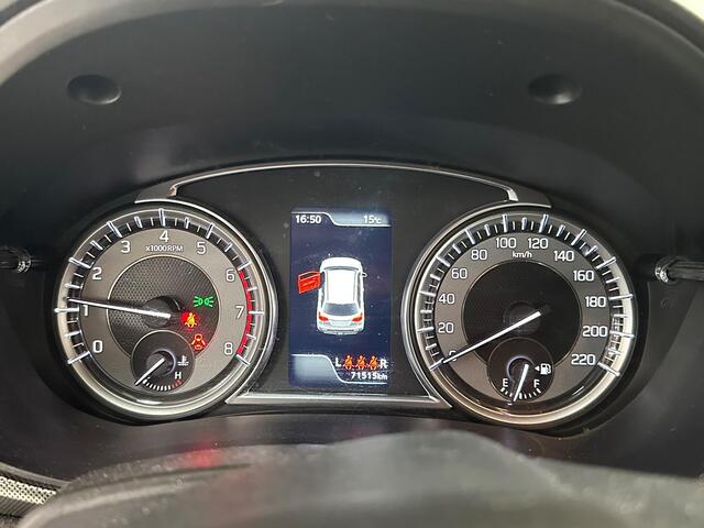Suzuki VITARA 1.4 Boosterjet Style Smart Hybrid AFNEEMBARE TREKHAAK | NAVIGATIE | ACHTERUITRIJCAMERA