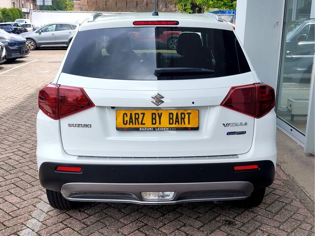 Suzuki VITARA 1.5 HYBRID STYLE AUTOMAAT Alcantara | Camera | Dodehoeksensoren