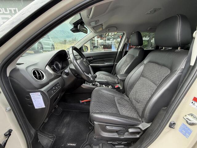 Suzuki VITARA 1.4 Boosterjet Style Smart Hybrid 129PK | Carplay | Adaptieve Cruise Control | Parkeersensoren voor en achter + Achteruitrijcamera