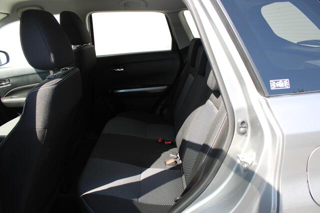 Suzuki VITARA 1.4 Boosterjet Select Smart Hybrid Automaat, Trekhaak, Dealeronderhouden, Apple Carplay/Android Auto