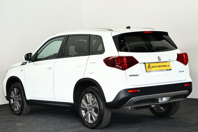 Suzuki VITARA 1.4 Boosterjet Comfort Smart Hybrid / Navi / CarPlay / ACC / Cam