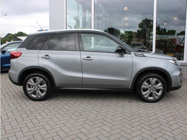 Suzuki VITARA 1.4 Boosterjet Select Smart Hybrid Trekhaak, Multimediasysteem, Cruise control, Climate control, Lichtmetalen velgen, Stoelverwarming