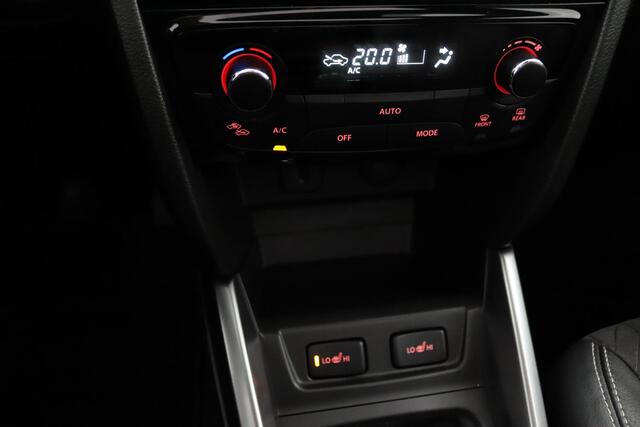 Suzuki VITARA 1.0 Boosterjet Stijl | Climate control | Cruise control adaptive | Apple carplay, Android auto | Stoelverwarming | Trekhaak |