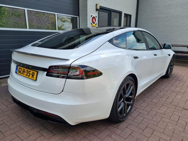 Tesla MODEL S Long Range / Auto Pilot HW 4.0 / 21" Arachnid / Plaid spoiler