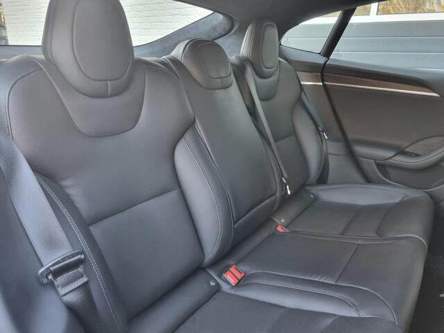 Tesla MODEL S Long Range / Auto Pilot HW 4.0 / 21" Arachnid / Plaid spoiler