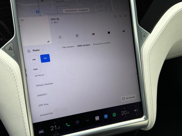 Tesla MODEL S BWJ 12-2017 | 75D 334PK Base | LEDER | PANO | AUTO PILOOT | CLIMA | NAVI | CAMERA | CRUISE | 19'' LMV