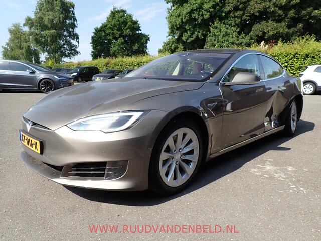 Tesla MODEL S 75 ! DAMAGE ! MCU2 CCS 90%SOH AUTOPILOT SCHUIFDAK