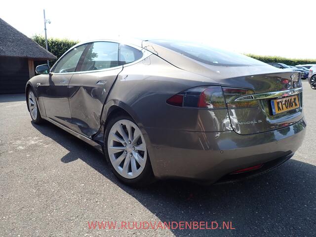Tesla MODEL S 75 ! DAMAGE ! MCU2 CCS 90%SOH AUTOPILOT SCHUIFDAK
