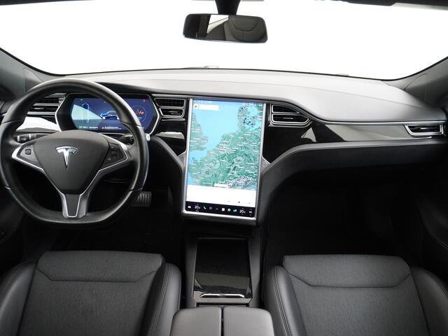 Tesla MODEL S 75D AWD Luchtvering AutoPilot Navi Panoramadak Camera Led Elektr.Stuur en Stoel+Geheugen+Spiegels+verwarmd Elektr.Achterklep Keyless 19"Lmv 4WD WiFi Rijstrookhulp Bordherkenning ACC ESP Dodehoek Detector Mistlampen NVIDIA®Tegra® Processor HomeLink 5 Origi