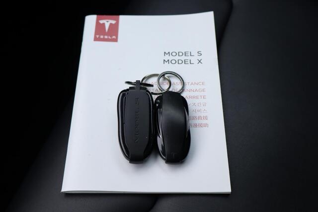 Tesla MODEL S 100D Schuif- kanteldak, Camera, Adaptieve Cruise control, Autopilot 2.5 computer