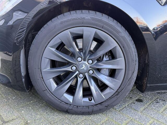 Tesla MODEL S 75D Base | Autopilot | Panoramadak | Camera | Elektrische Achterklep | Lichtmetalen Velgen |