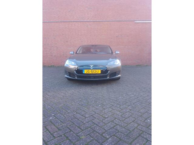 Tesla MODEL S motors 70D Base